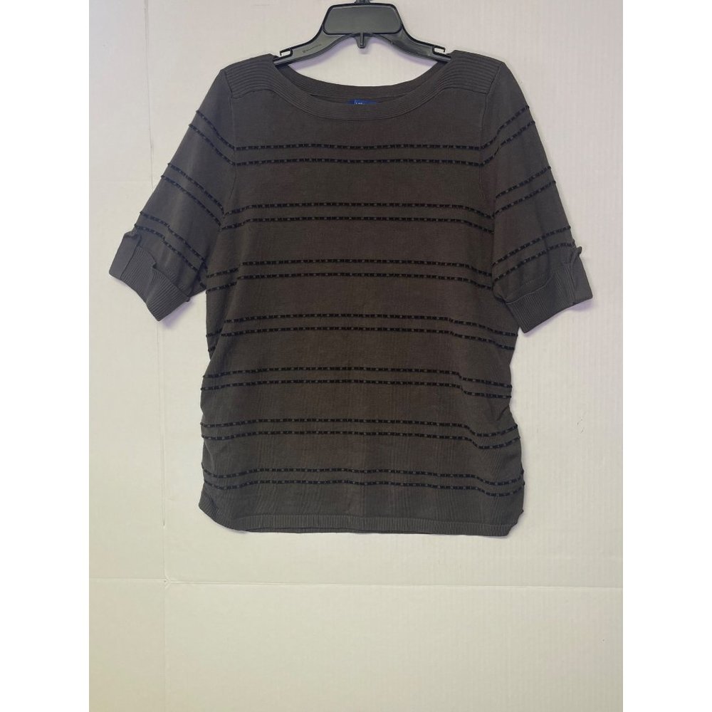 Apt 9 women’s shirt sweater size XL Green short sleeve